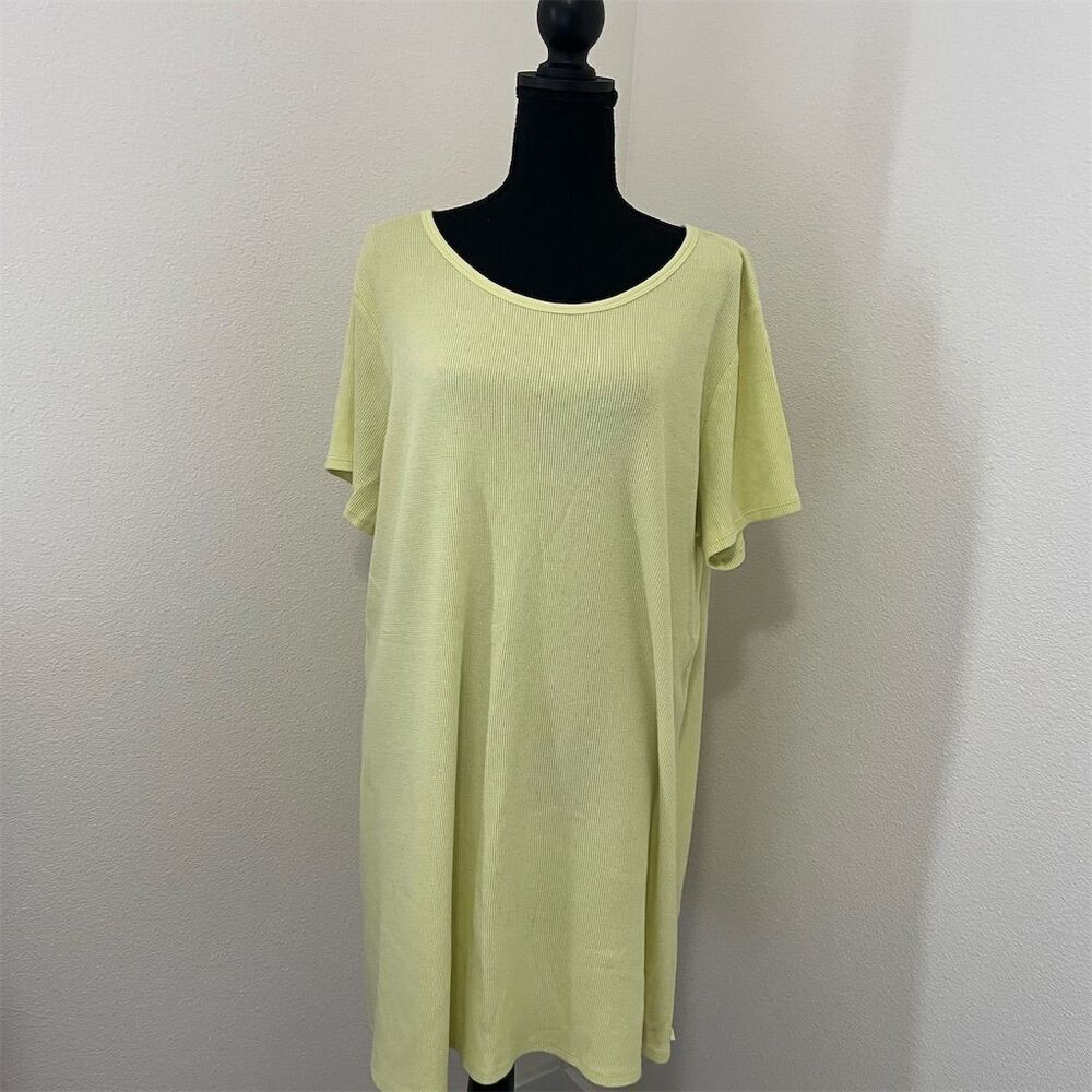 SOLD 

Victoria's Secret Women's 2XL Lemon Yellow Short Tee Dress Summer